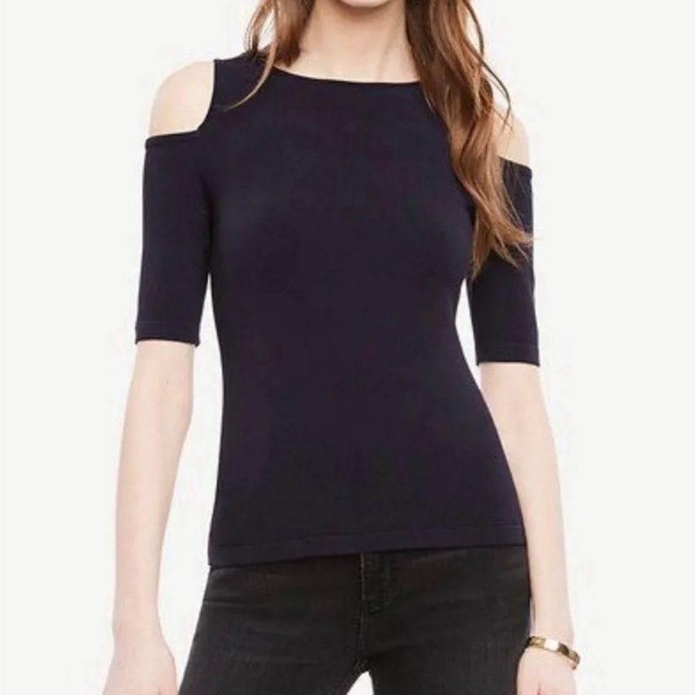 Ann Taylor Cold Shoulder Sweater Top
Black Medium